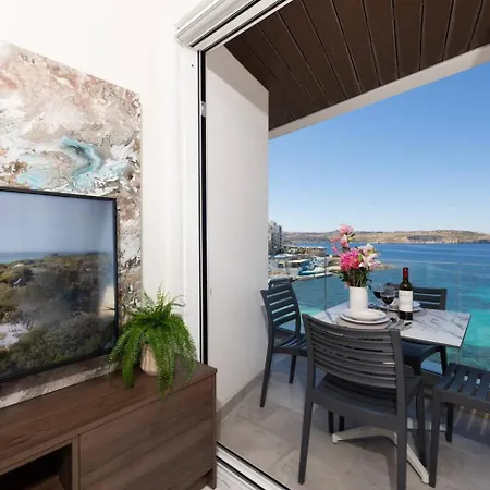 Ivory Seafront With Views!- Fl 9 By Homely *