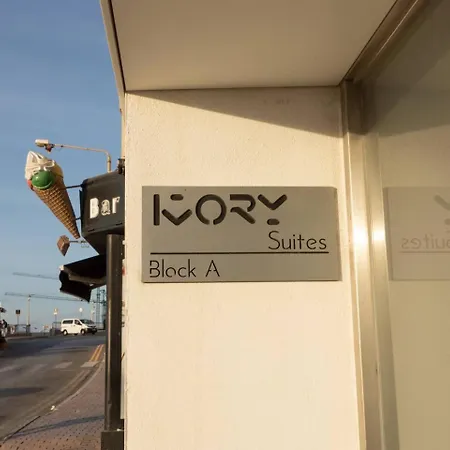 Ivory Seafront With Views!- Fl 9 By Homely * St. Paul's Bay
