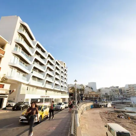 Apartment Ivory Seafront With Views!- Fl 9 By Homely *