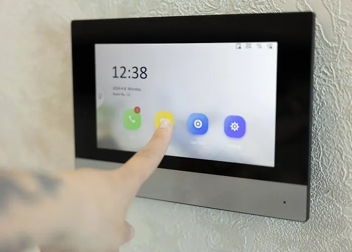 Ivory Seafront With Views!- Fl 9 By Homely Apartamento